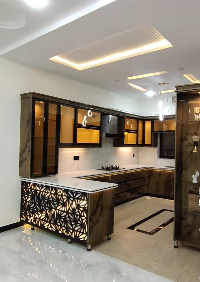 Dark Wood with Amber LED and Laser-Cut Island